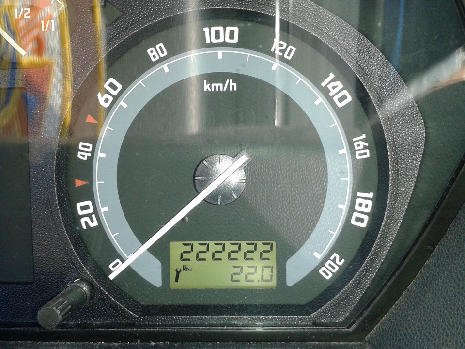 За 4.5 року 222300 4