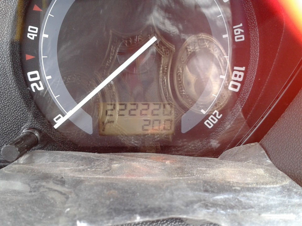 За 4.5 року 222300 3