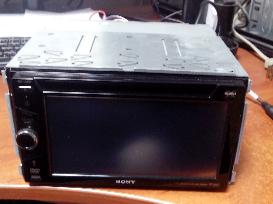 Sony XNV-L66BT 2