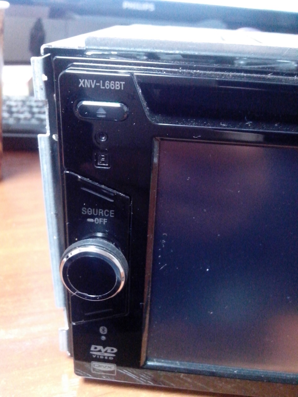 Sony XNV-L66BT 1