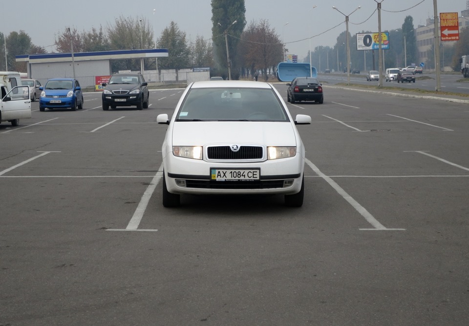 DRL дальний в пол накала . 1