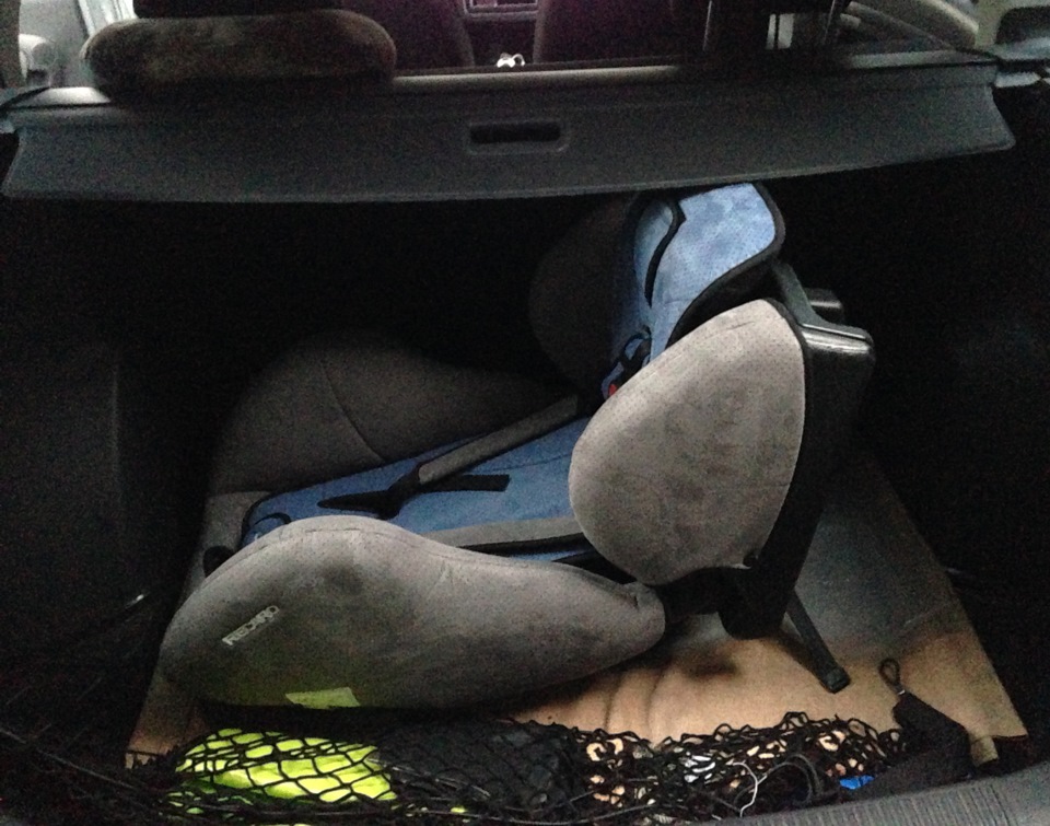 Автокрісло Recaro 4