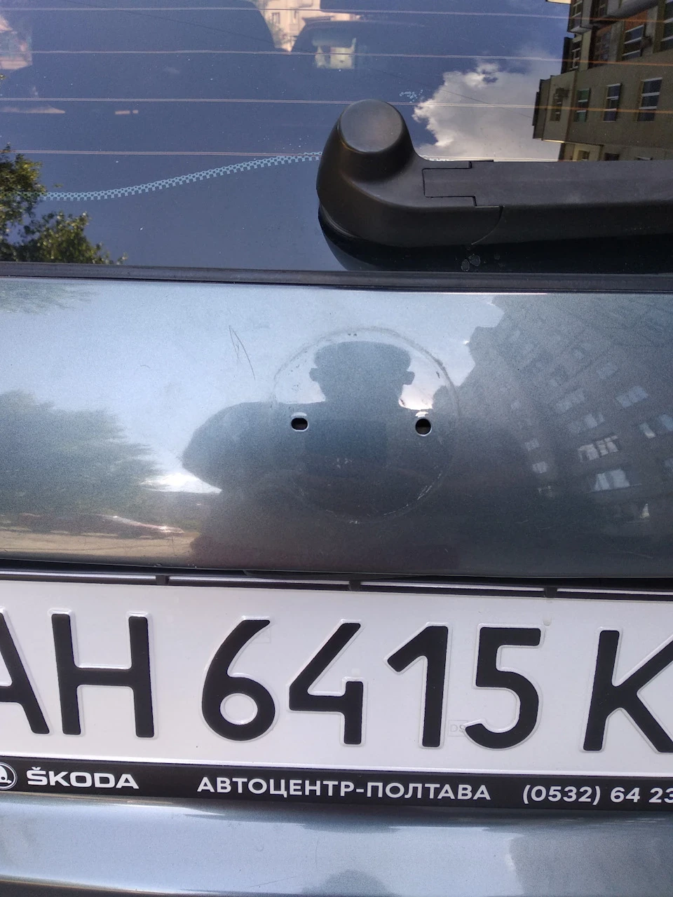 Заміна емблем Skoda
