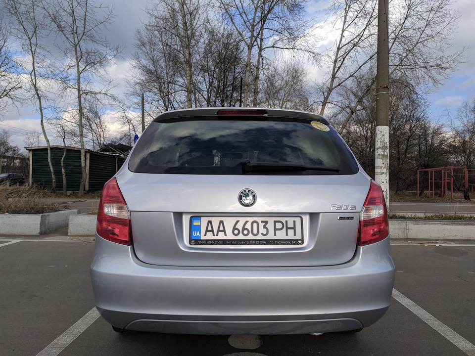 Мийка, прибрав оранжеві лампочки. Osram diadem chrome 3