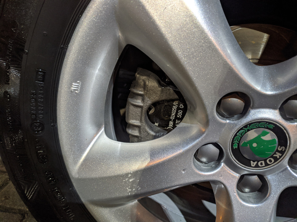 Задні дискові гальма. Power disc + ate ceramic по колу. Задня підвіска. 1