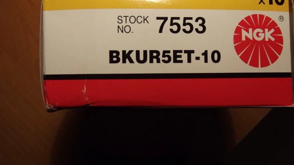 Свічки запалювання NGK