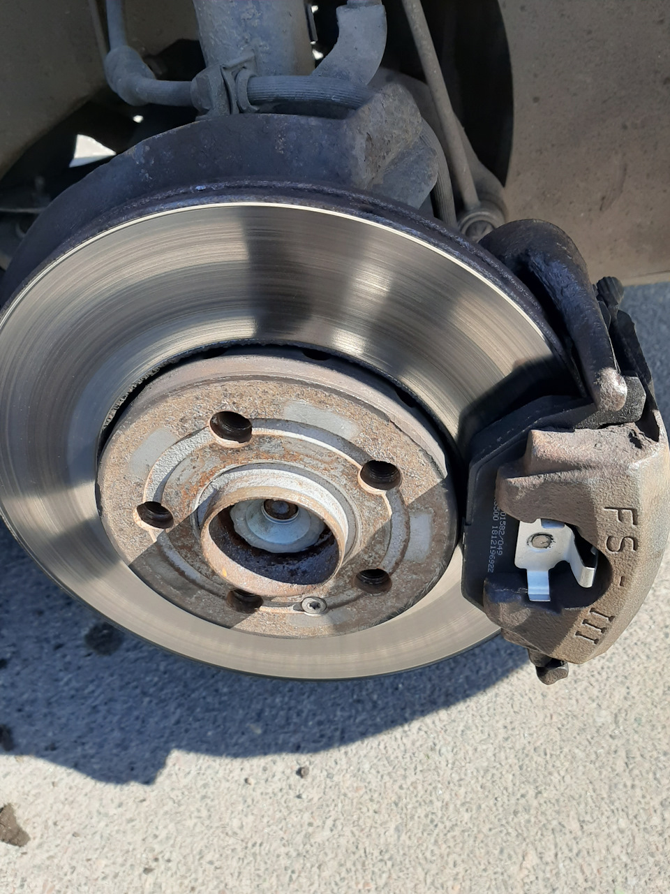 Заміна передніх гальмівних колодок ATE FS-||| 1