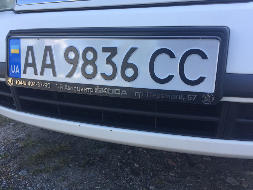 Нові кріплення для номерного знака 1