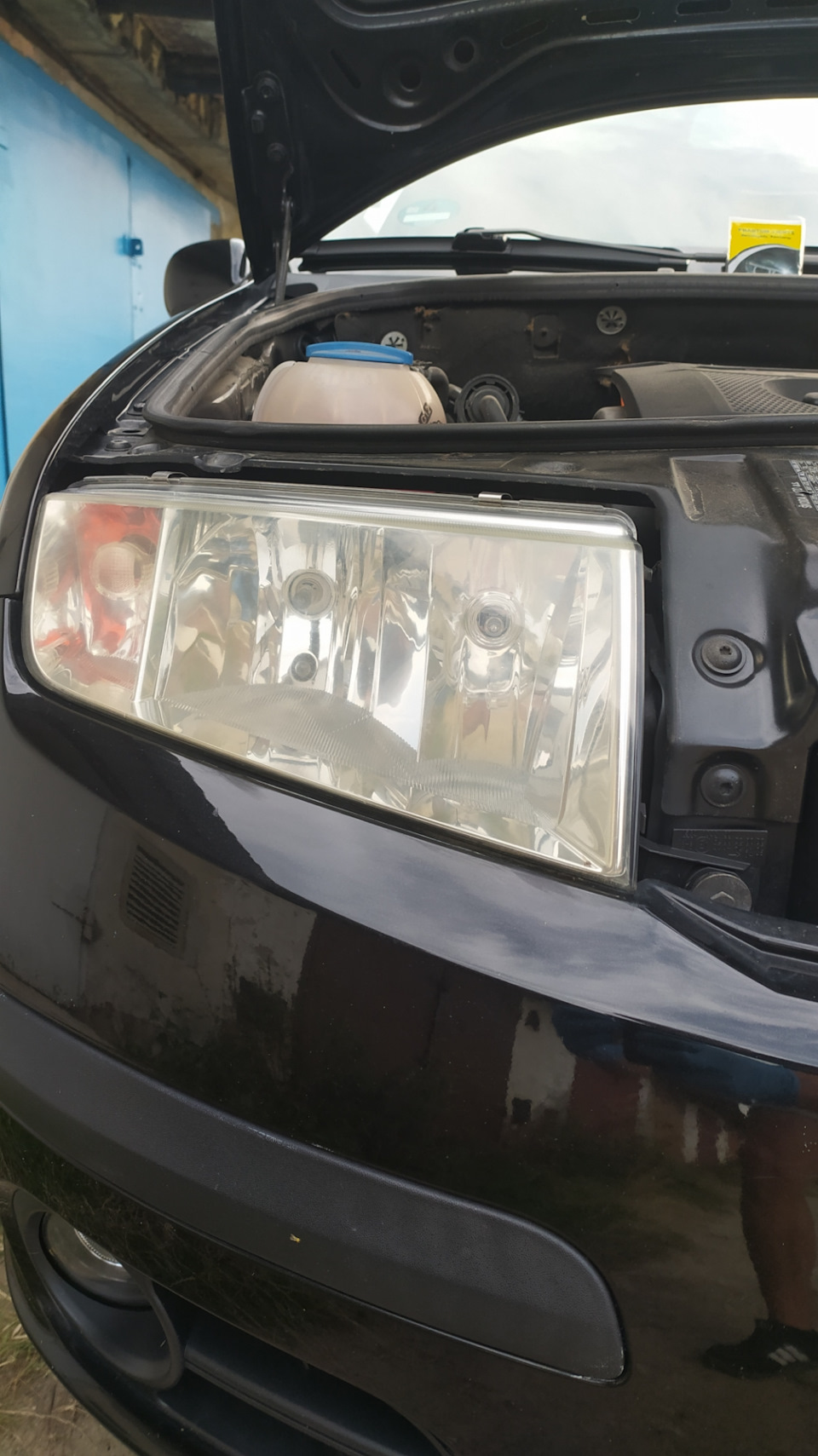 Чистка фар серветками Fantom Light 1
