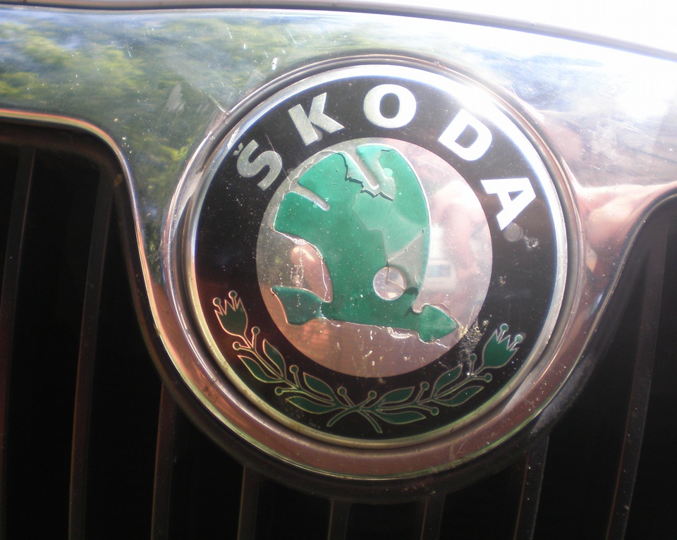Новий передній шильд ЧKODA 3