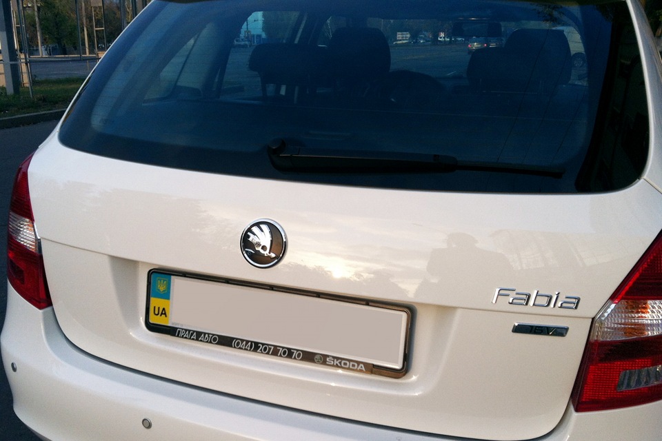 Нові емблеми Skoda 2