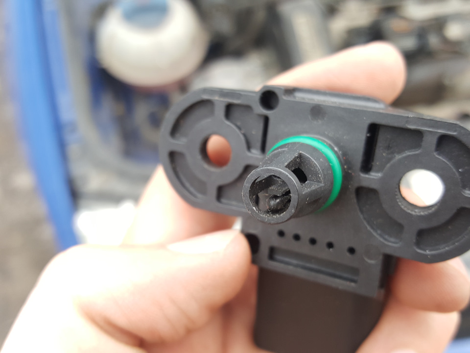 Датчик тиску впускного колектора (МАP sensor) 5