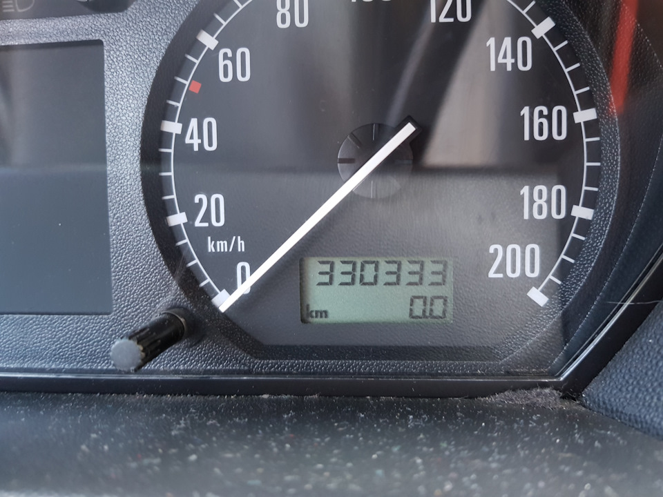 330 тисяч 1