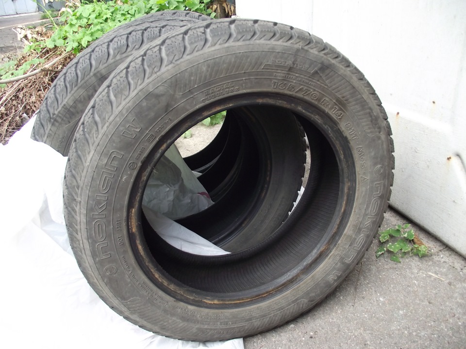Продам зимову гуму 165/70 R14 3