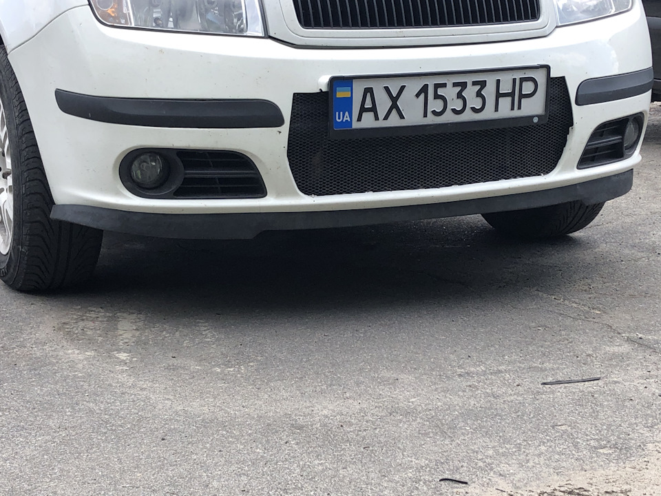 Губа на бампер 4