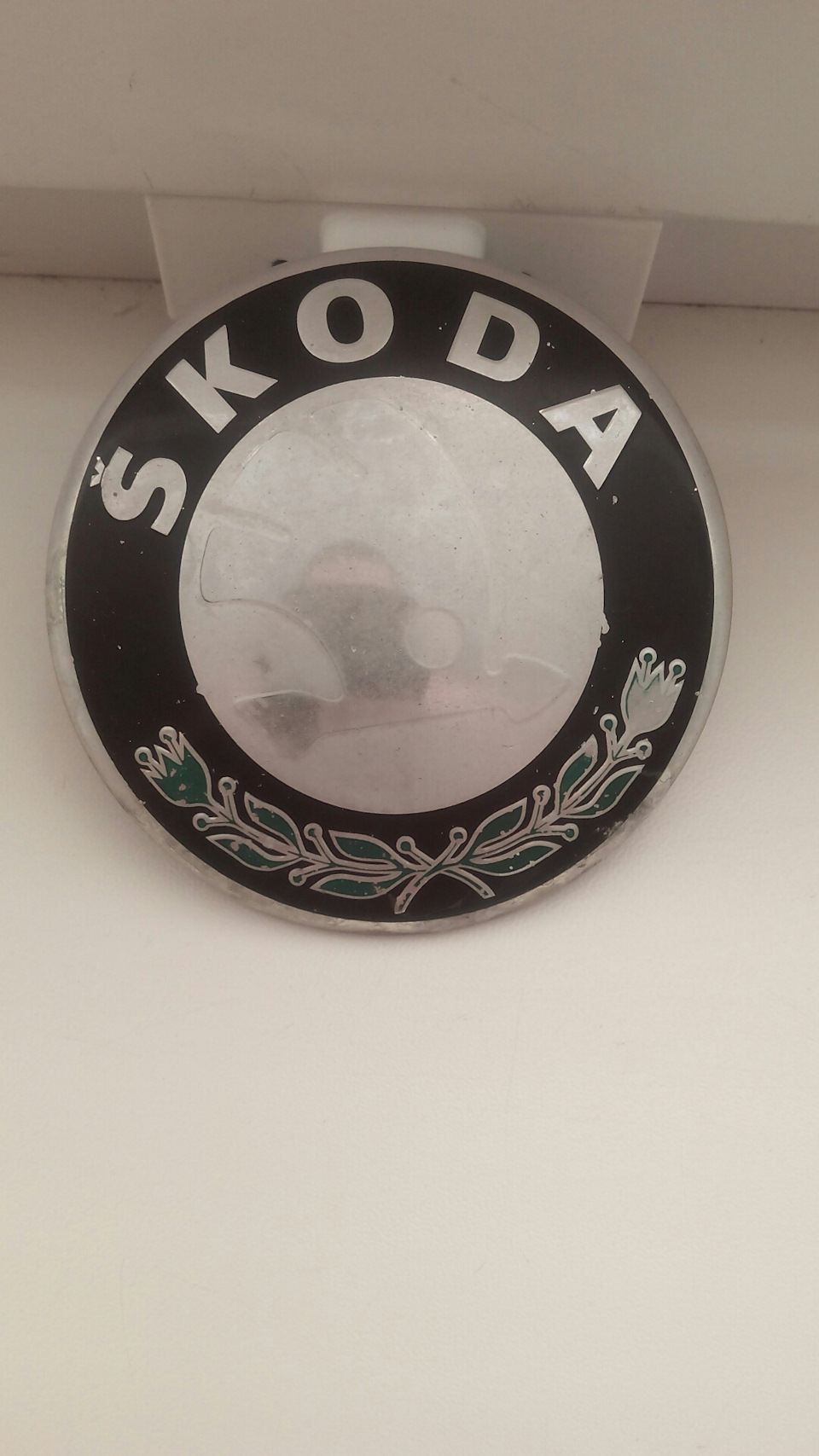 емблема 1