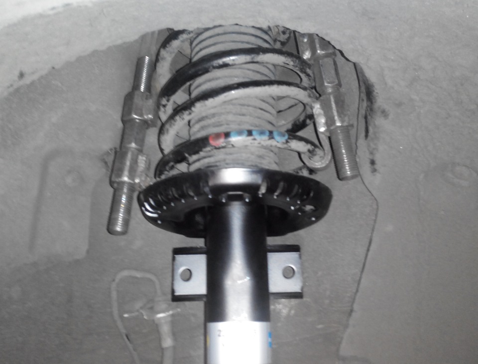 Заміна амортизаторів (BILSTEIN - B4 Gas) 3