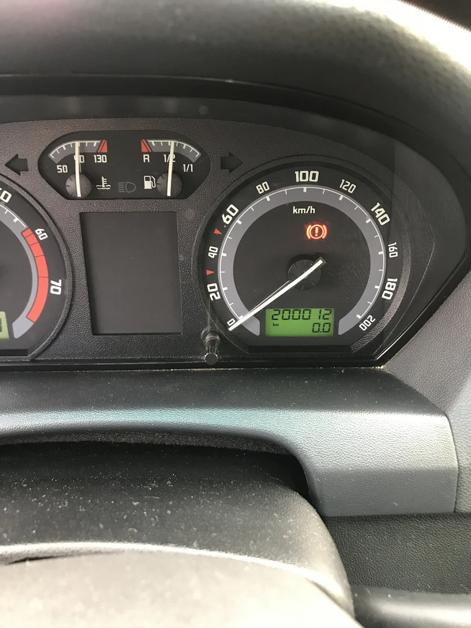Позначка 200000