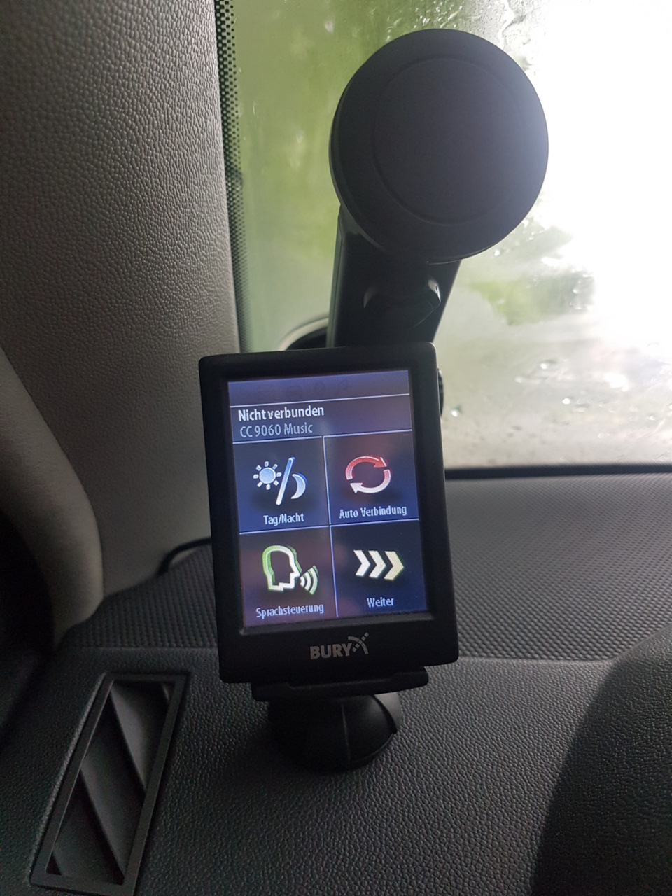 Гучний зв'язок Bury CC9060 Music в авто 2