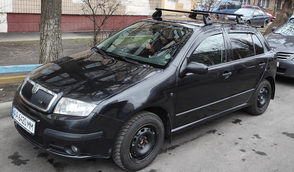 Поперечини (багажник) на дах Skoda Fabia 3