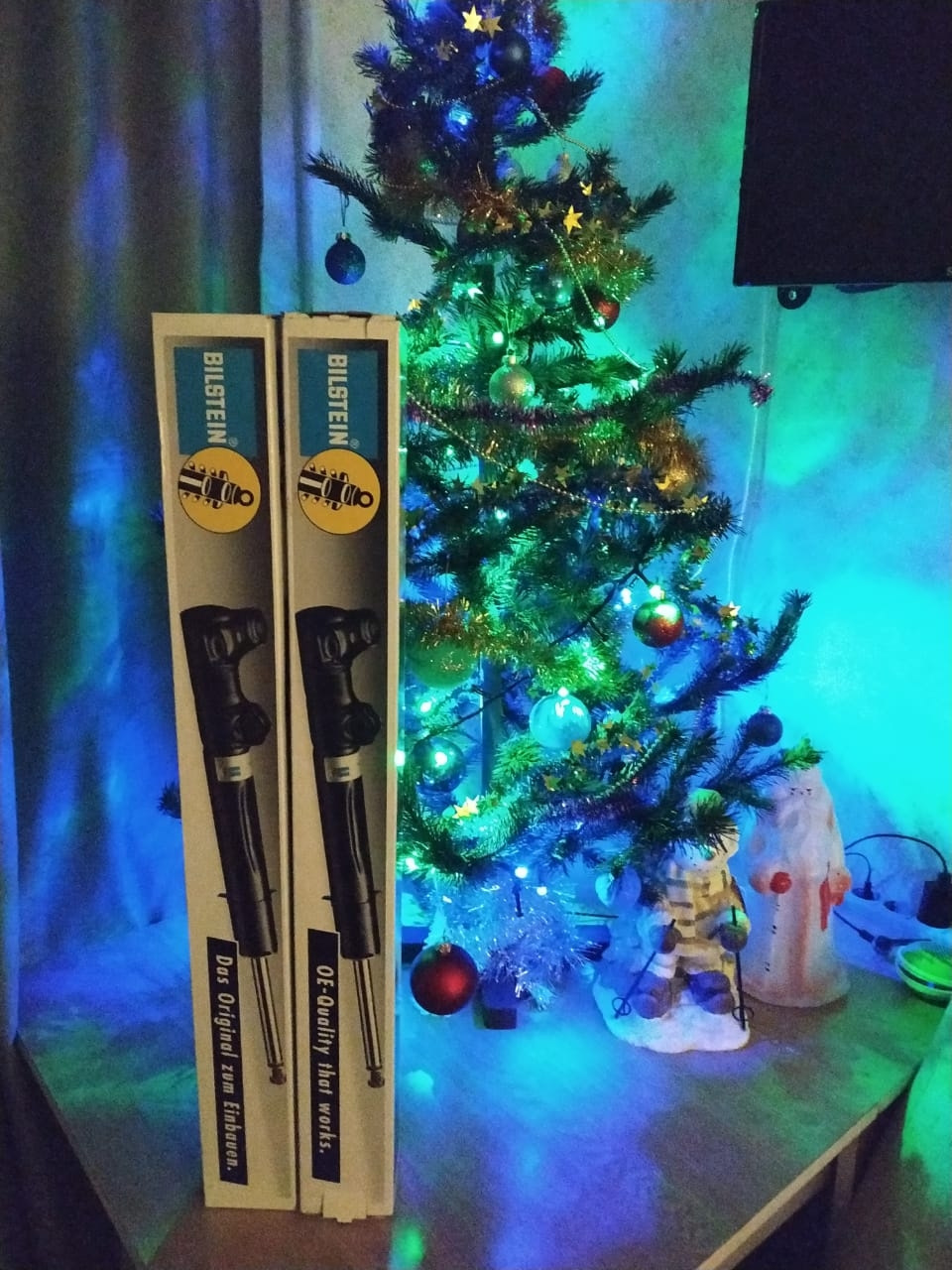 Заміна задніх амортизаторів на Bilstein 1