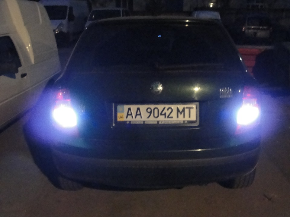 Діодна кукурудза в задній хід або як уночі здавати назад без появи характерного хрускоту бампера. 5
