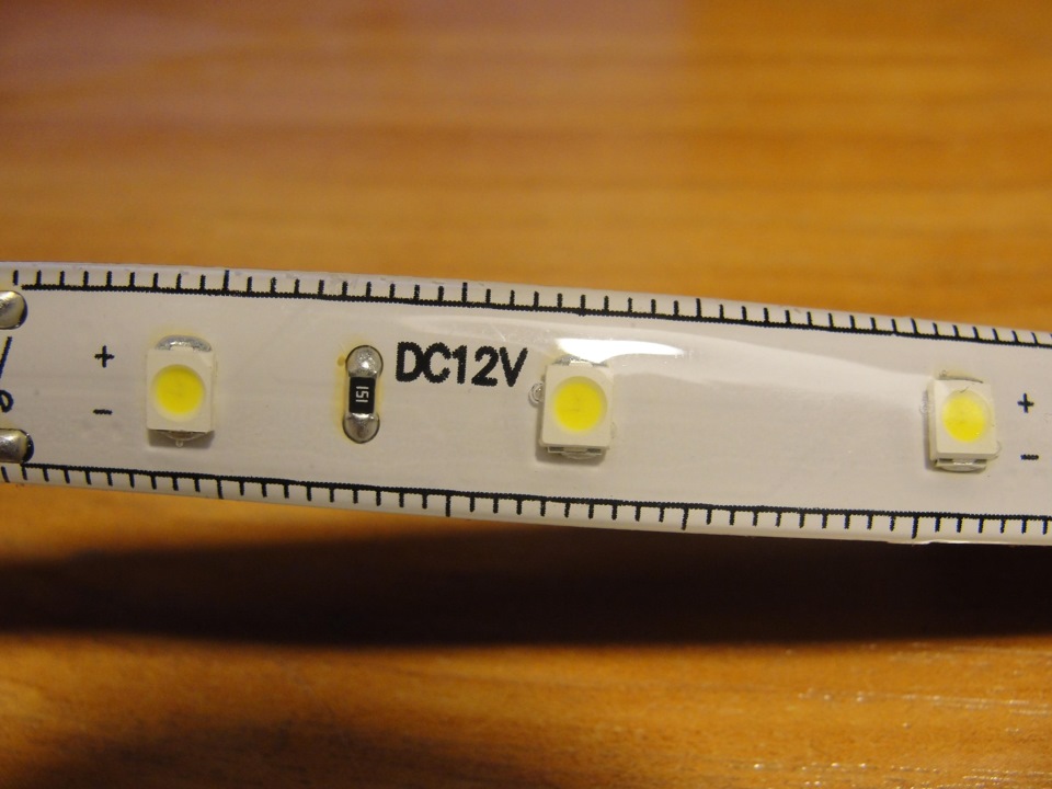 LED підсвічування передніх дверей 1