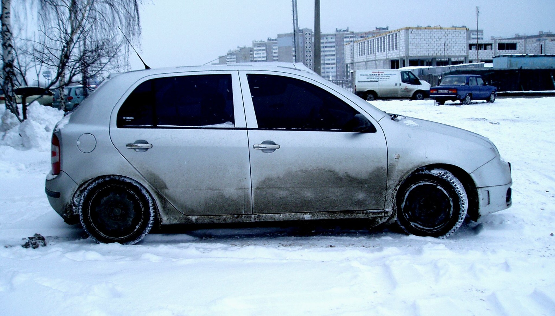 Погода холодна, їзда низька 4