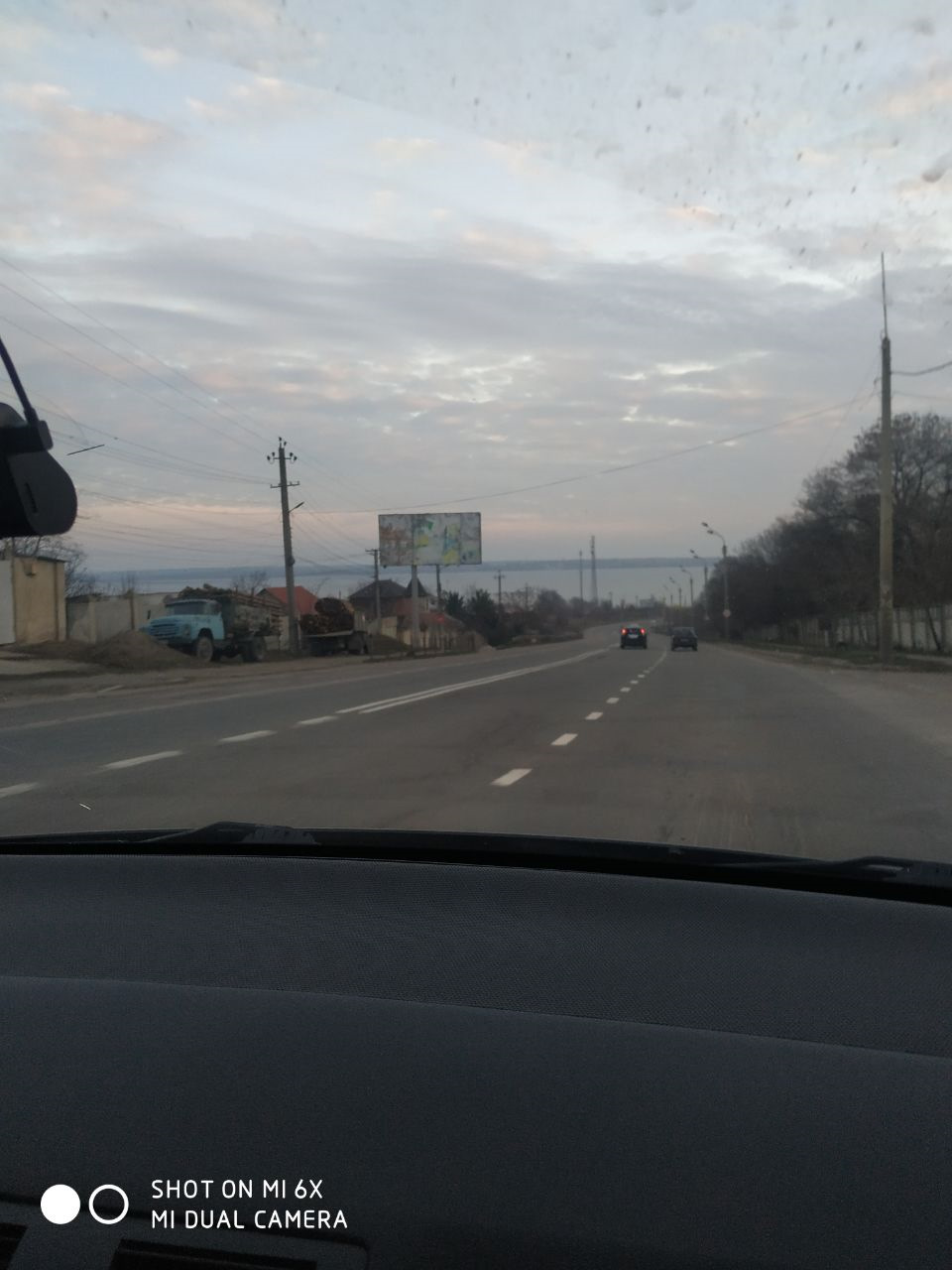 Зайнявся питанням про заміну шин 1
