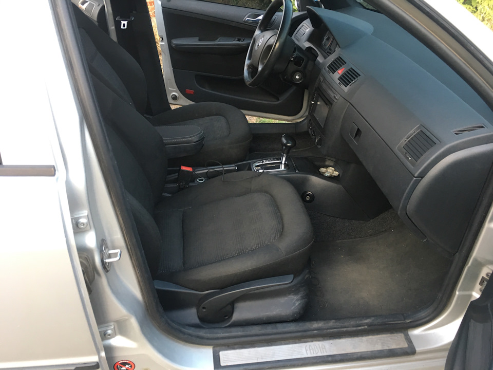 Крісла VAG Sport 4