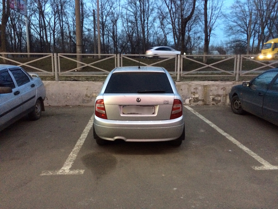 vRS Performance. 2. Накладка на задній бампер RS. 1