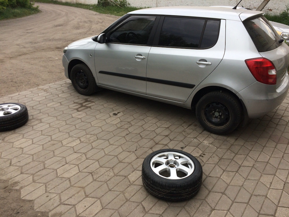 Нові коліщатка на літо. 4
