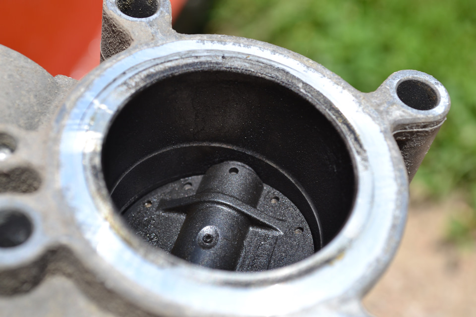 Чистка дросельної заслінки (1.2 V12 HTP) 4