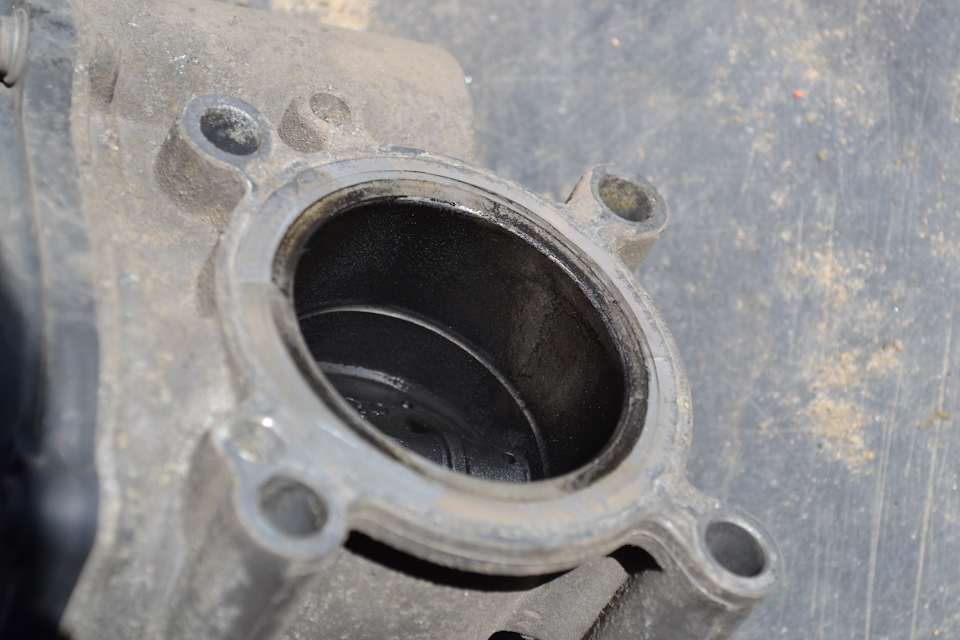 Чистка дросельної заслінки (1.2 V12 HTP) 5