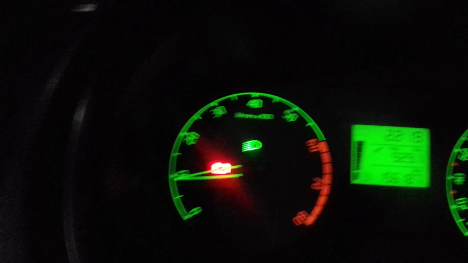 Fabia Горить лампочка зарядки АКБ при перетині водних перешкод Питання Решено