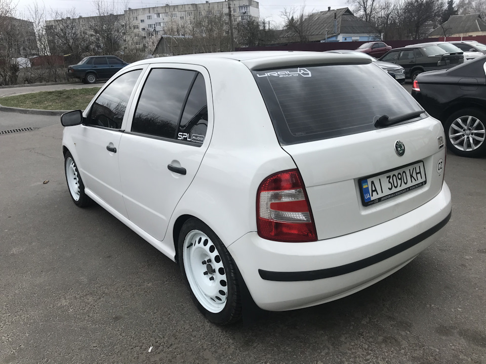Skoda Fabia R16 205/45 1