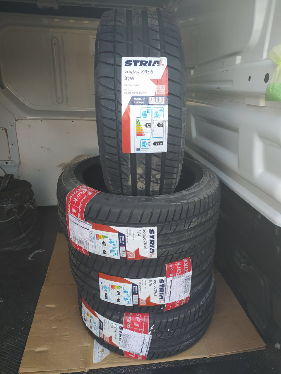 Skoda Fabia R16 205/45 4