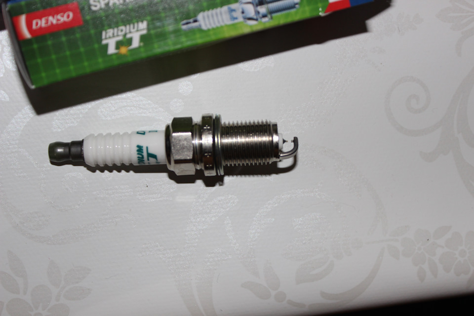 Заміна свічок (Denso IK20TT) 2