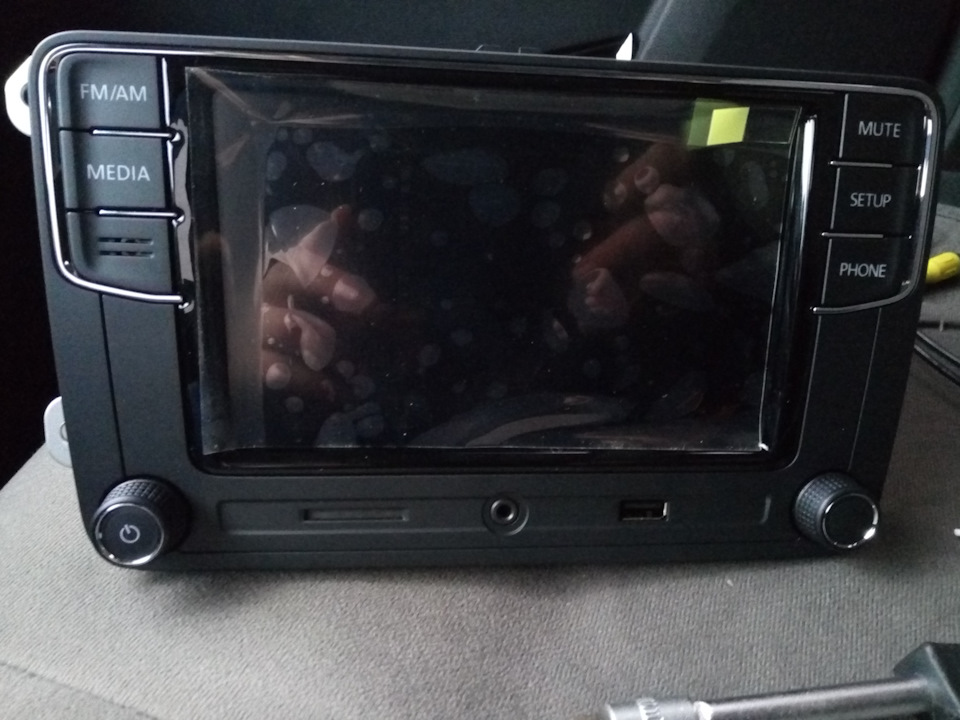 Нова магнітола RCD 330 PLUS desay. 1