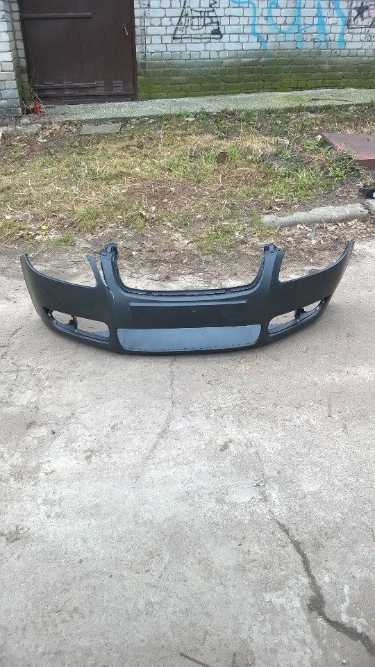 Продам бампер Тайвань 1