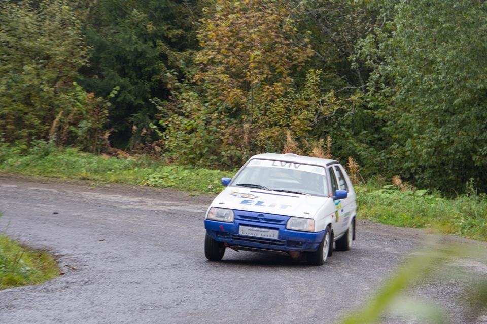 авто виграло чу україни з гонних гонок у класі а-1 з 6 етапів 5 перше місце та одне третє 1