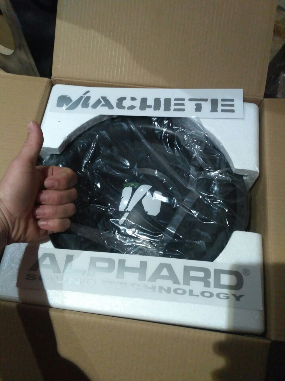 Автозвук Ч7 - Новий сабвуферний динамік Alphard Machete Sport M12D2 4