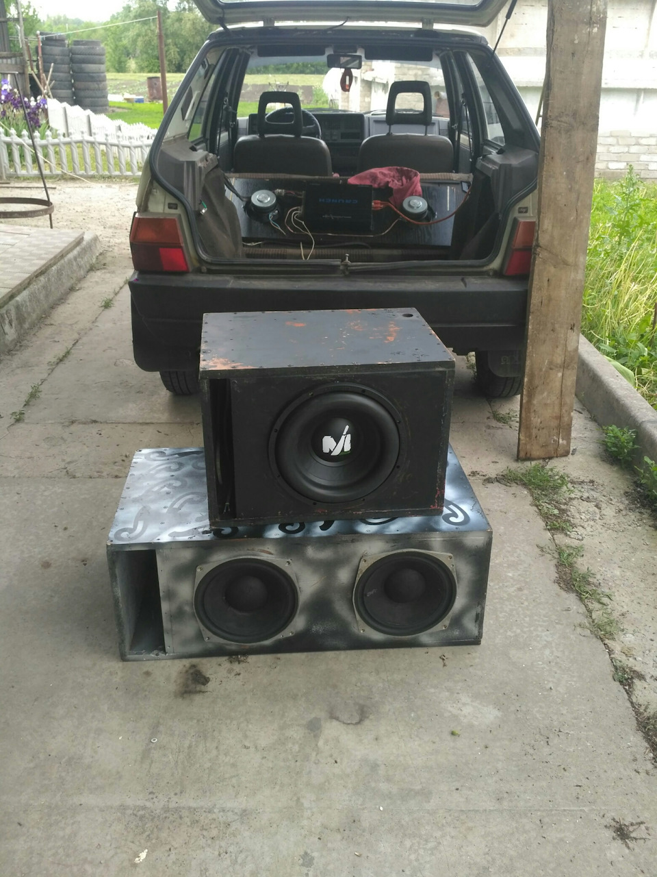 Сабвуферною ланкою 1