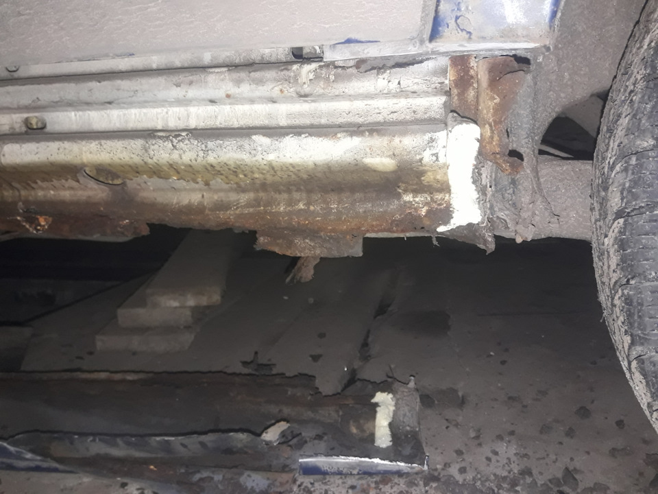 Ремонт лівого днища і заміна порога 2