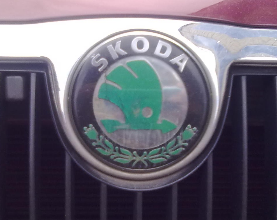 Зміна Значка Skoda! BLACK STAR 1