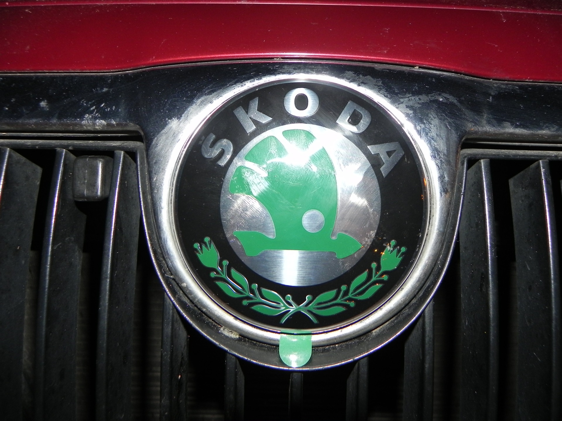 Зміна Значка Skoda! BLACK STAR 2