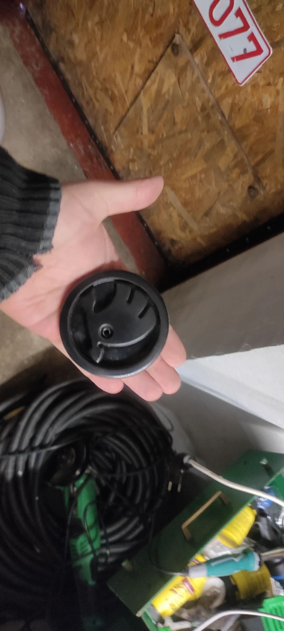 Перший значок він логотип skoda
