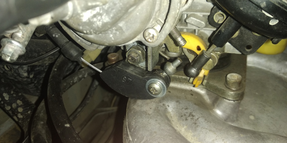 Заміна лапки натягувача троса пірбург 2е2 4
