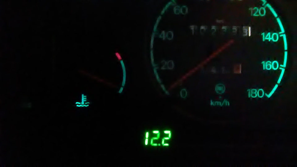 світло LED має бути тільки дуже яскравим! 4