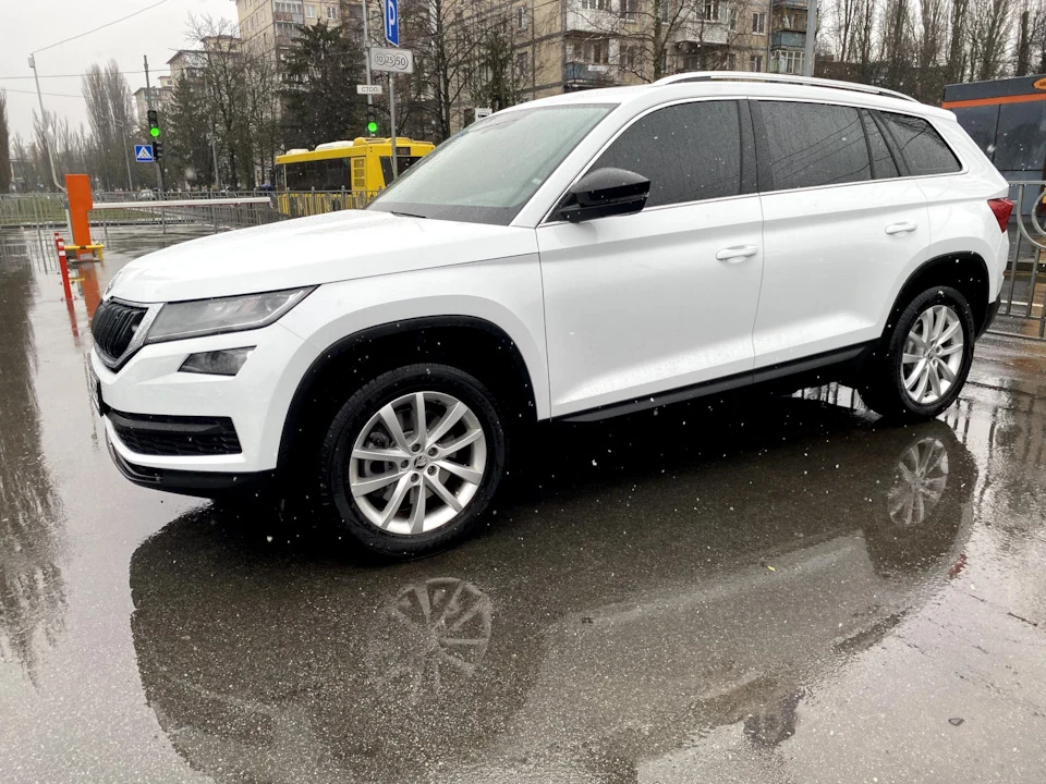 Тонування, бронеплівка, чорні дзеркала